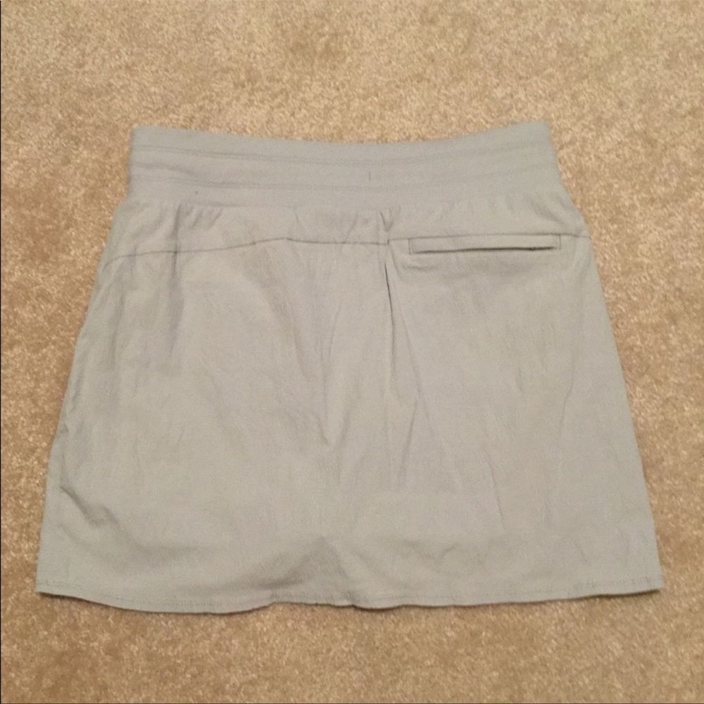 Athleta Trekkie North Skort Skirt Galactic Gray 12T Tall - Picture 3 of 6